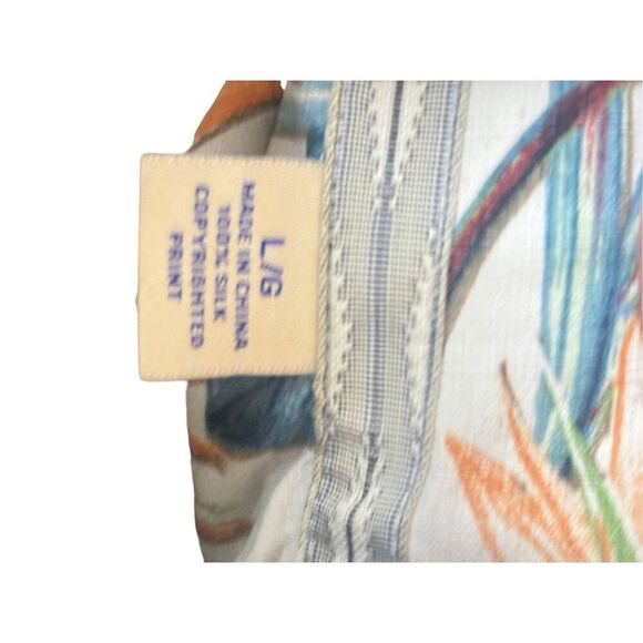 Tommy Bahama 100% silk shirt - Picture 4 of 7